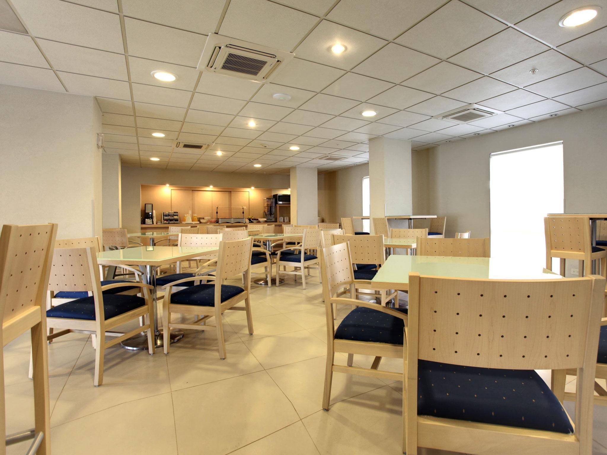 City Express Junior By Marriott Villahermosa Exterior foto